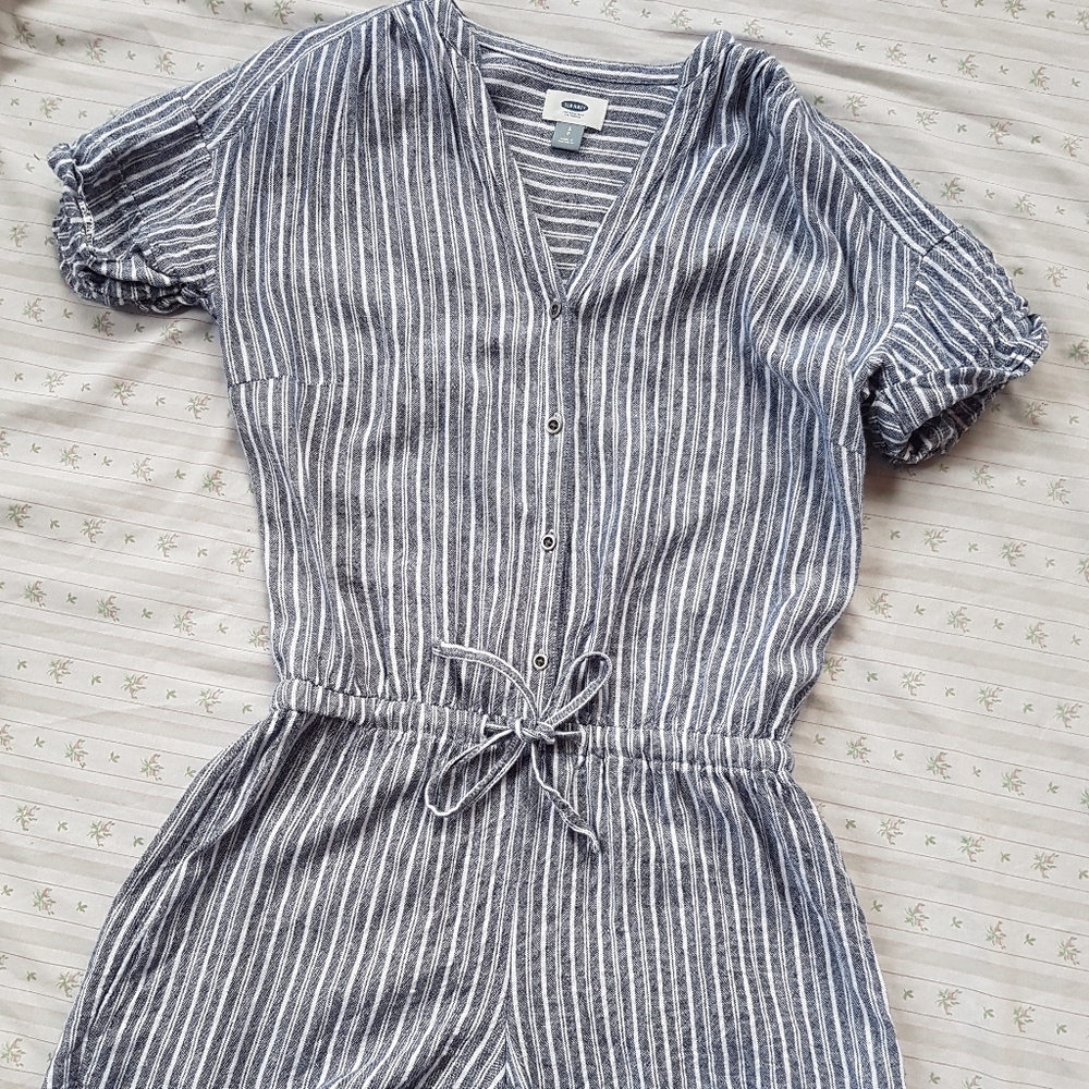 Light blue romper with buttons